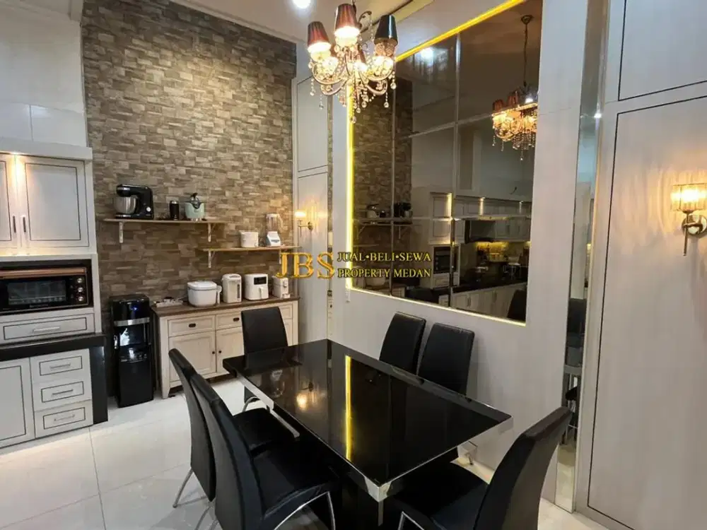 Dijual Rumah di Komplek Krakatau Palace 1 (Daerah Bhayangkara) Medan