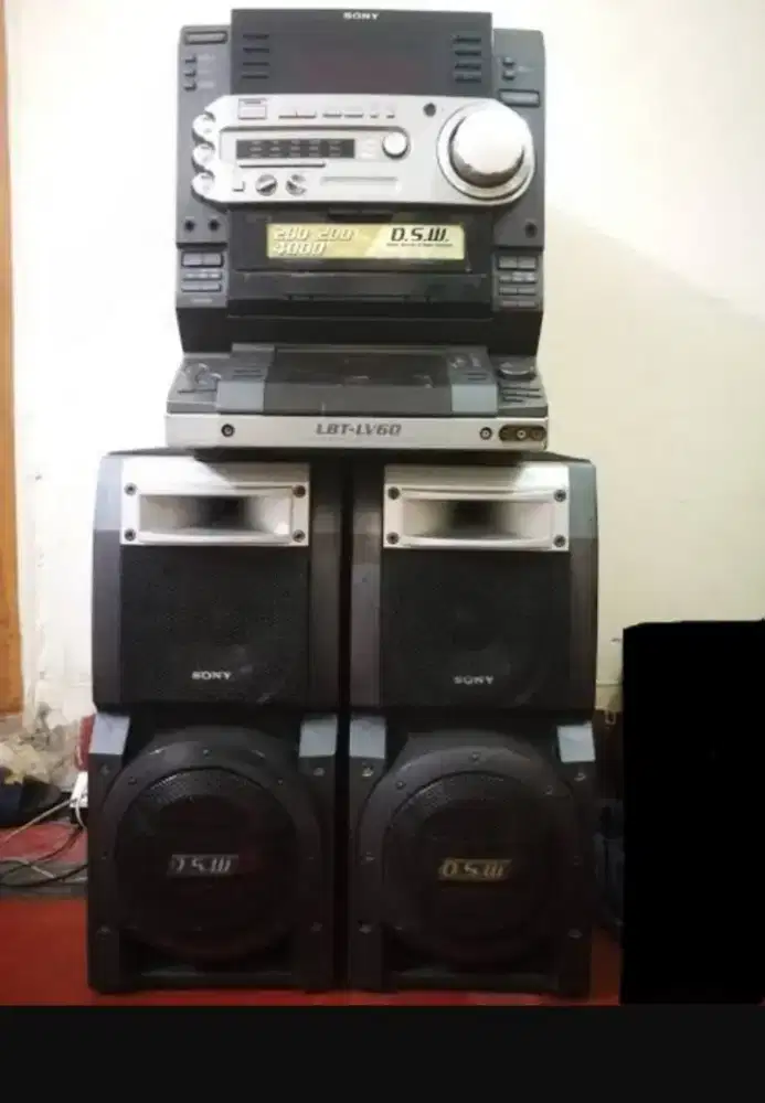 compo MONSTER hi-fi SONY bigger good condition