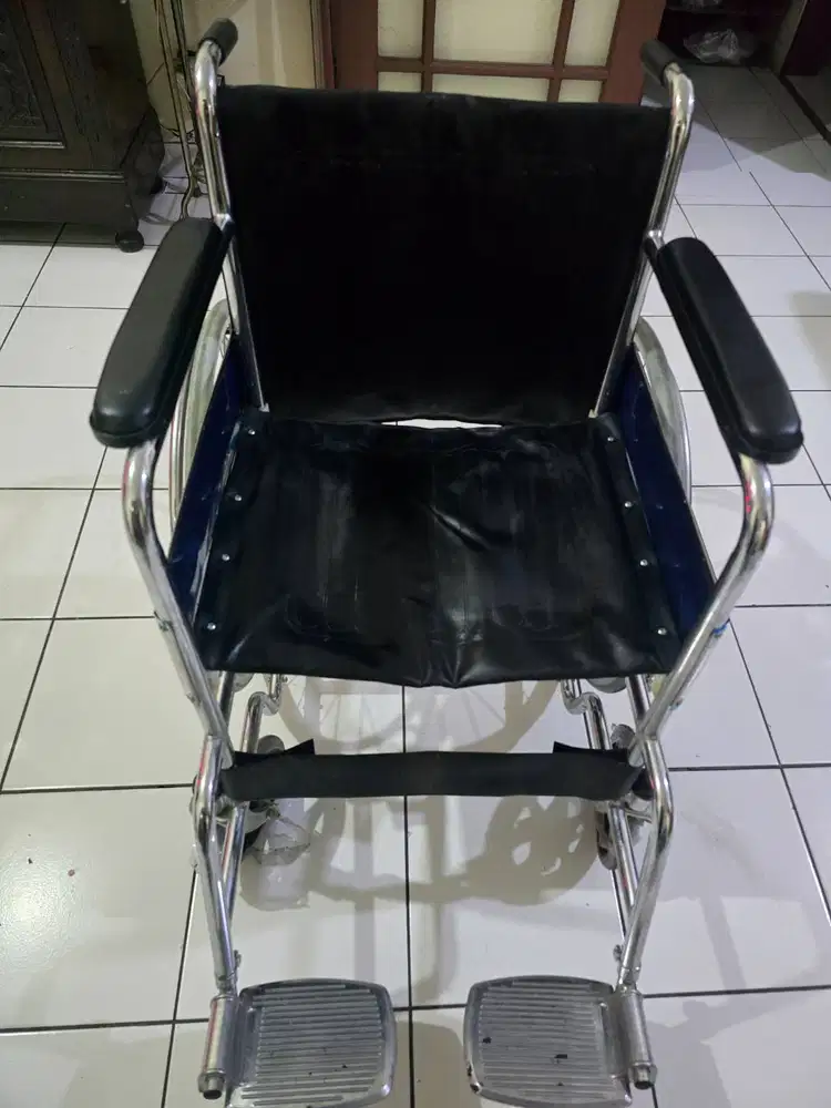 Dijual Kursi Roda Second