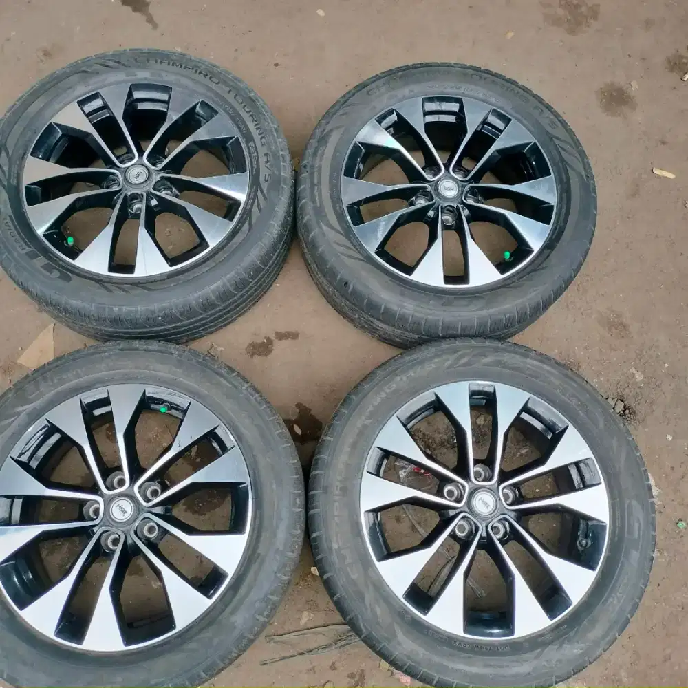 Velg original OEM Wuling ALMAZ ring 17 pcd 5x114,3 ban 225/55 r17