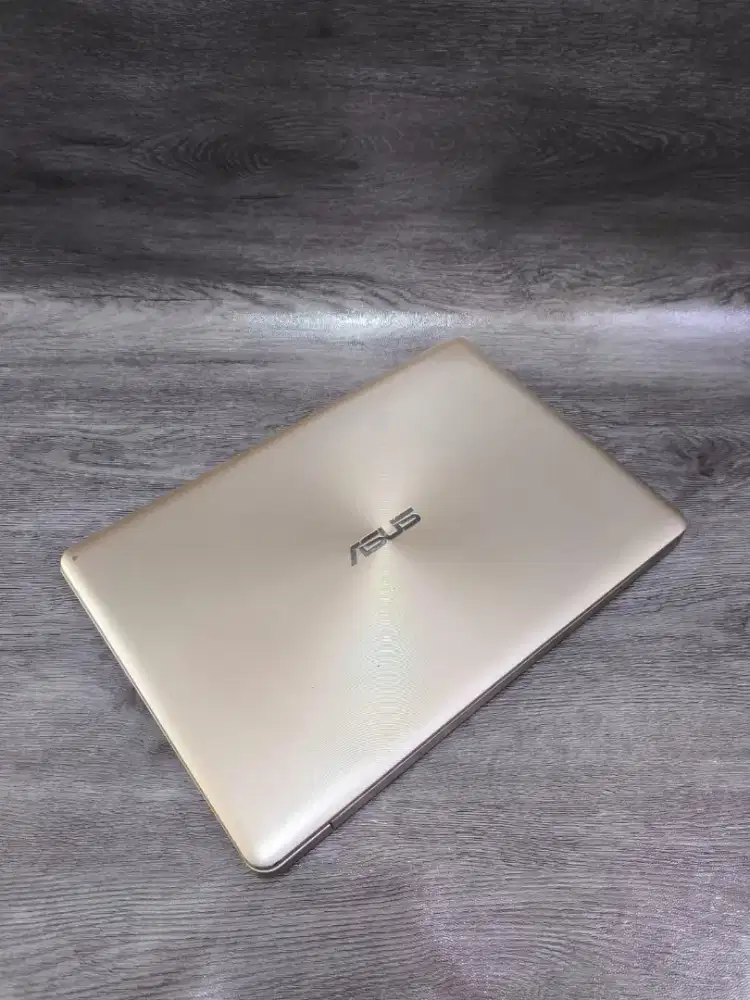 Laptop Gaming Asus A411U i5 Gen8 Dual VGA Ram 16GB Bonus Mouse Baru Si