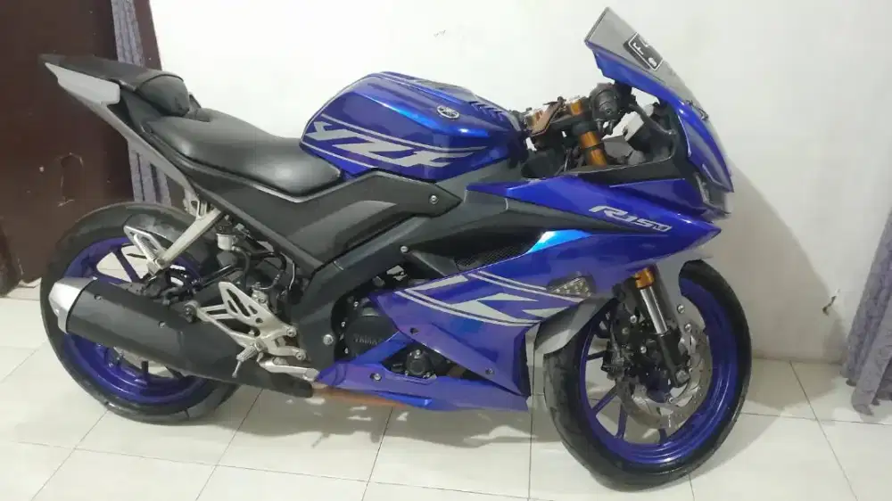 Dijual yamaha r15v3 mulus, low km