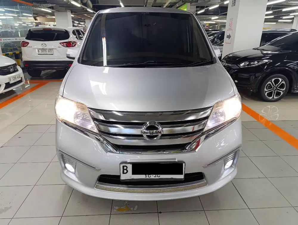 Nissan Serena HWS Panoramic 2.0 AT Tahun 2014/2015
