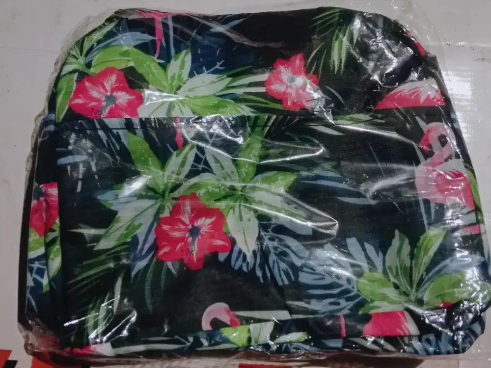 Tas Bekal Motif Bunga dengan Desain Menarik