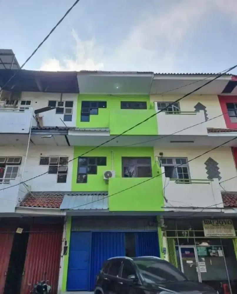 Disewakan ruko kost2an 12 kamar selalu penuh