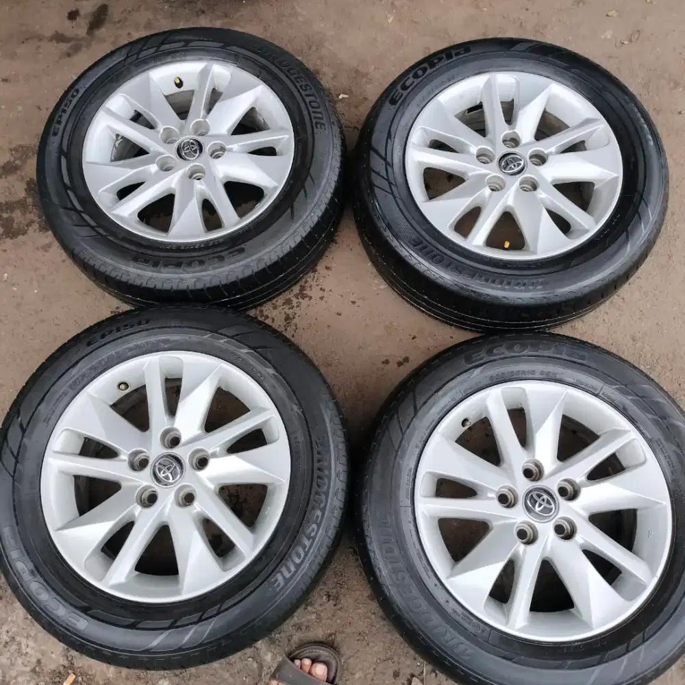 Velg original OEM Innova reborn ring 16 pcd 5x114,3 ban 205/65 R16