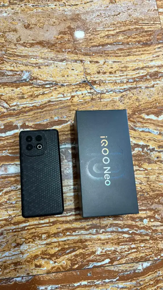 Iqoo neo 12/256 hitam