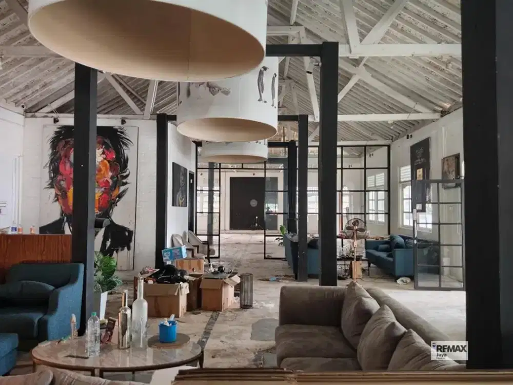 Commercial Building For Rent In Seminyak