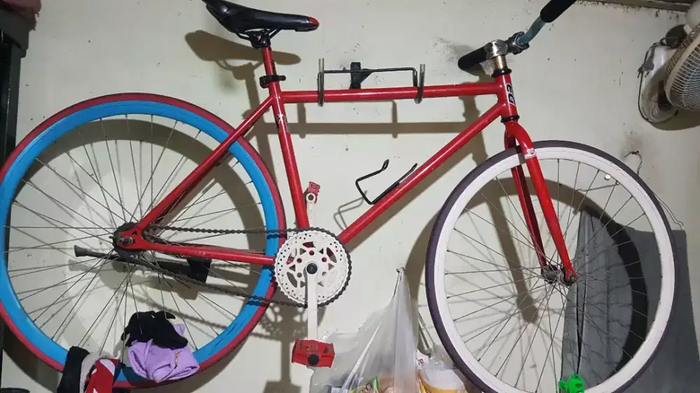 Sepeda fixie nominus