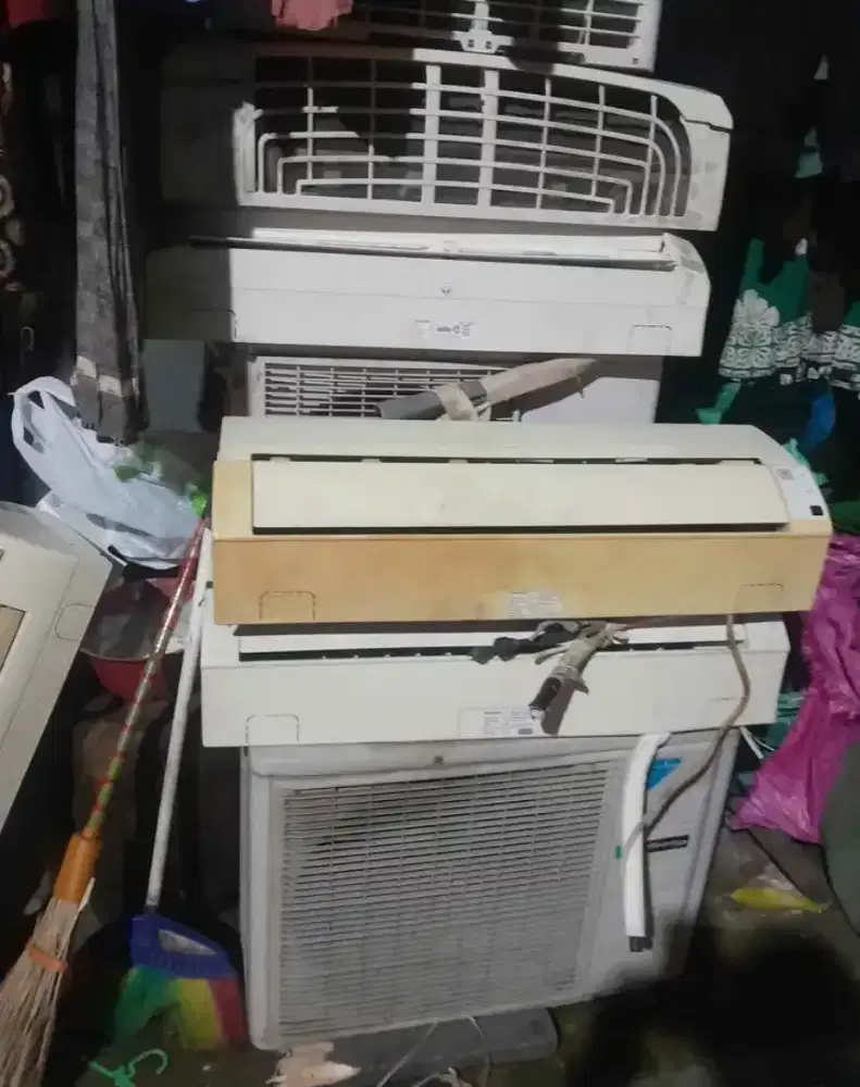 Pusat jual beli AC bekas / mati