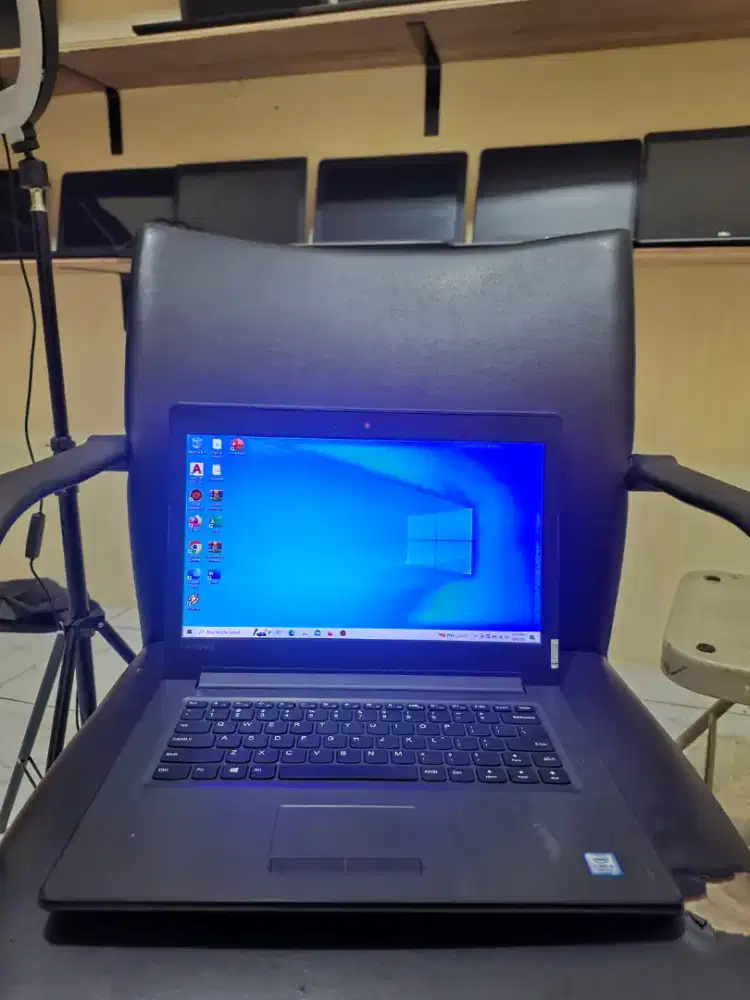 Lenovo Ideapad 310 14IKB Intel Core i5-7200U Kabylike Gen 7 Ram 8Gb