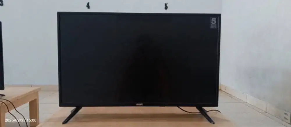 Akari LE-32D53 TV LED 32 DIGITAL DVB-T2 HD Ready!