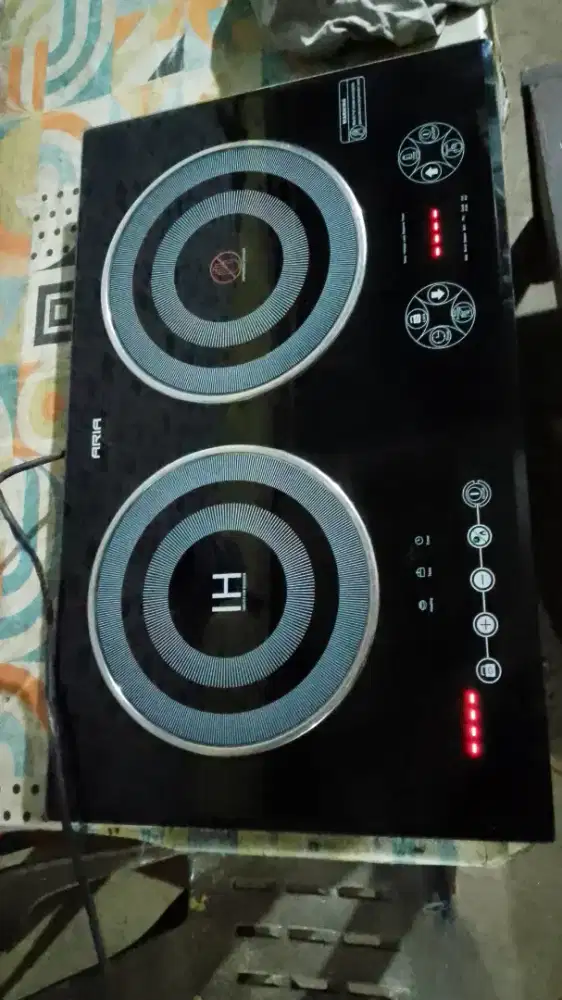 Dijual kompor listrik murahh merek ARIA