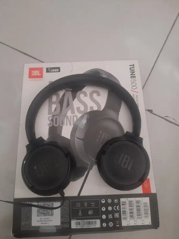 Jbl tune500 ada 2unit lengkap semua