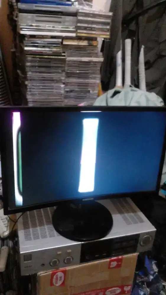 Monitor samsung curve (lengkung)kondisi minus