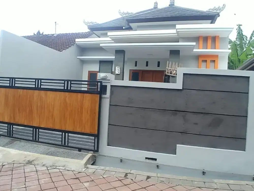 RUMAH BARU 3 KAMAR TIDUR DEKAT PUSPEM SEMPIDI BADUNG BALI