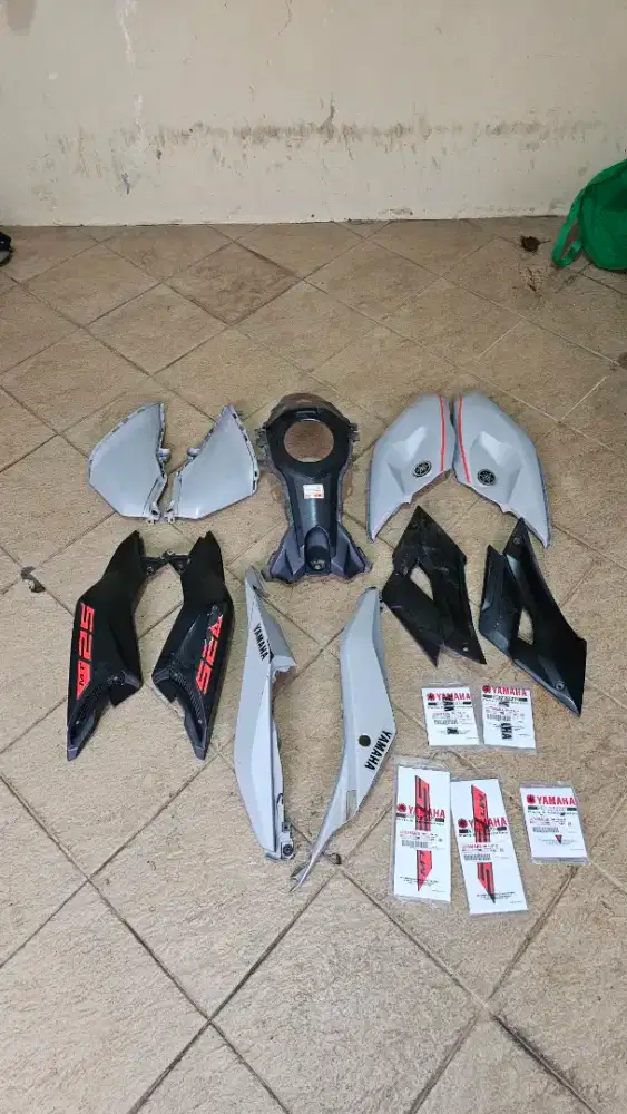 Bodyset mt25 grey tahun 2019 dan ban xmax baru pakai 800 km