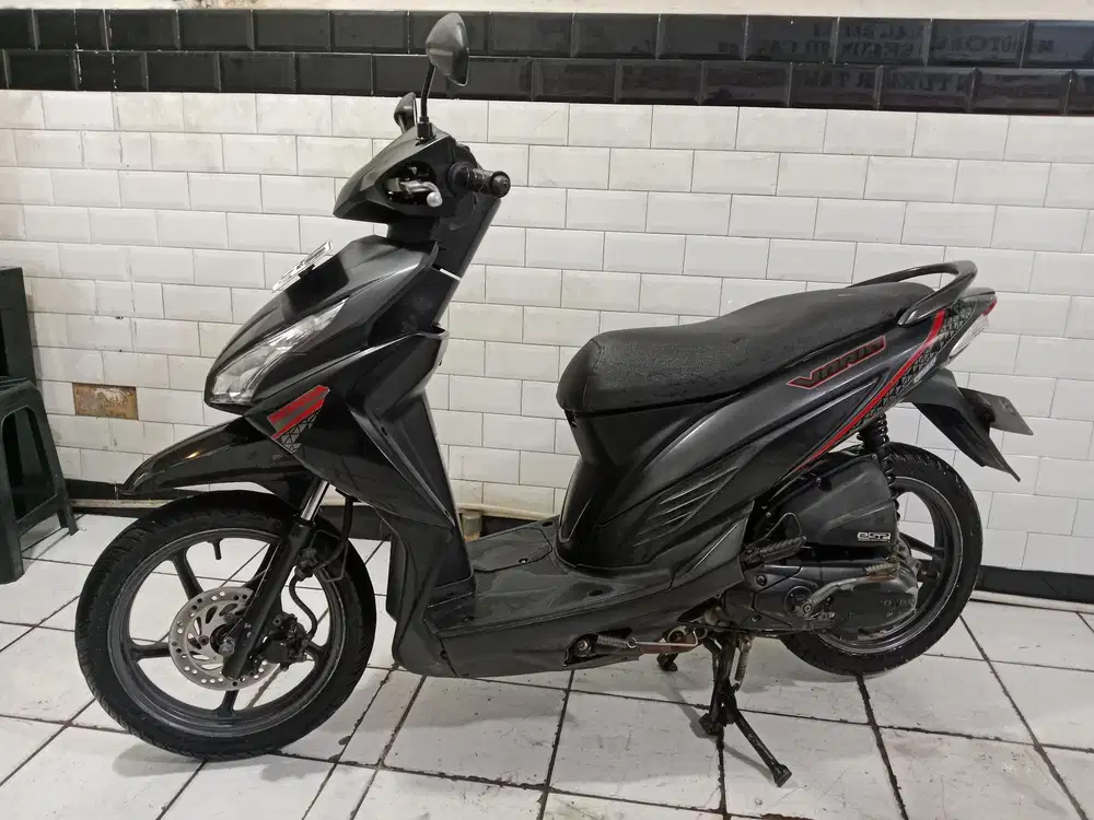 Dijual cepat vario Agnes 2017 surat lengkap