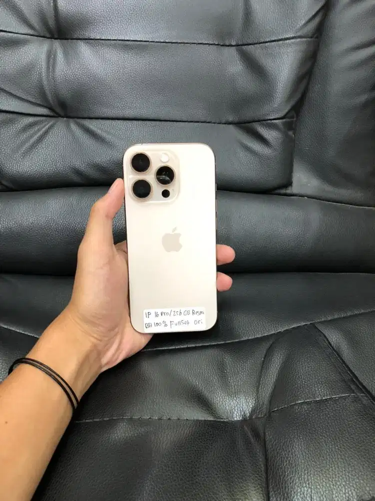 iPhone 16 Pro 256 GB ibox