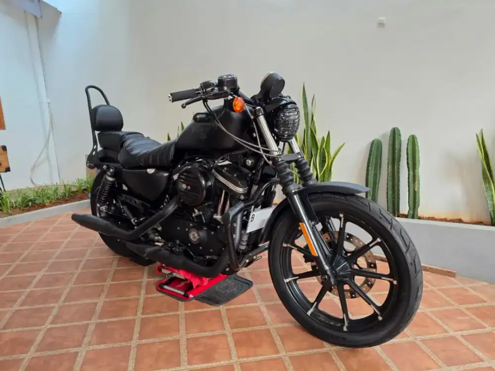 Harley davidson sportster iron 883 low km 4rb