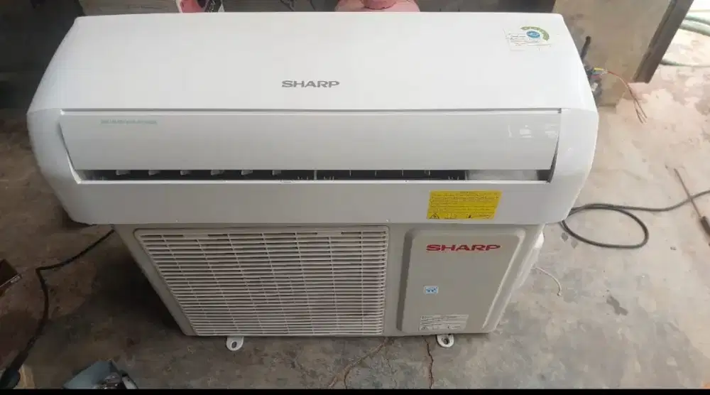 AC Sharp 1/2pk garansi 3bulan
