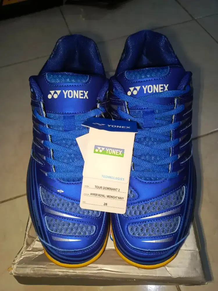 Sepatu Yonex Dominant 2