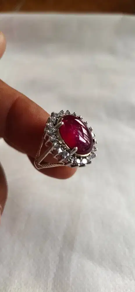 Natural Ruby Mozambiq 14,3 X 10,2 X 3,6mm