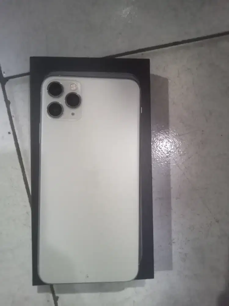 IPhone  11/256 pro max