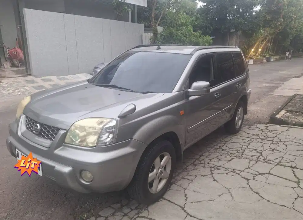 NISSAN X-TRAIL 2.5 ST/AT
