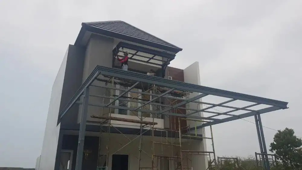 Tukang bagunan harian dan borongan