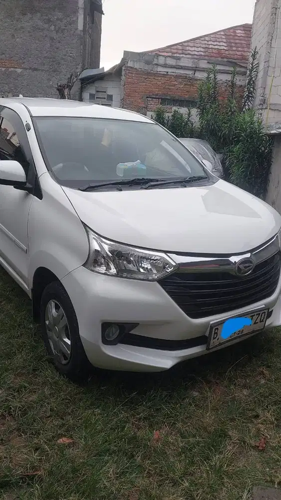 XENIA 1.3 R M/T 2018 PUTIH