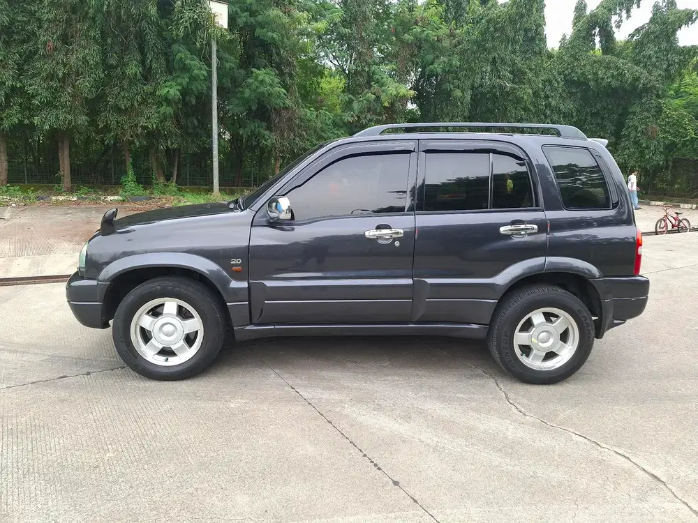 Suzuki Escudo 2001 Bensin