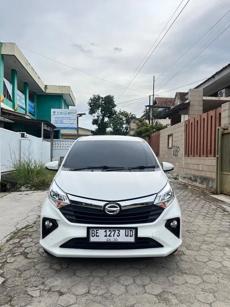 Sigra 1.2 R Duluxe Matic 2020