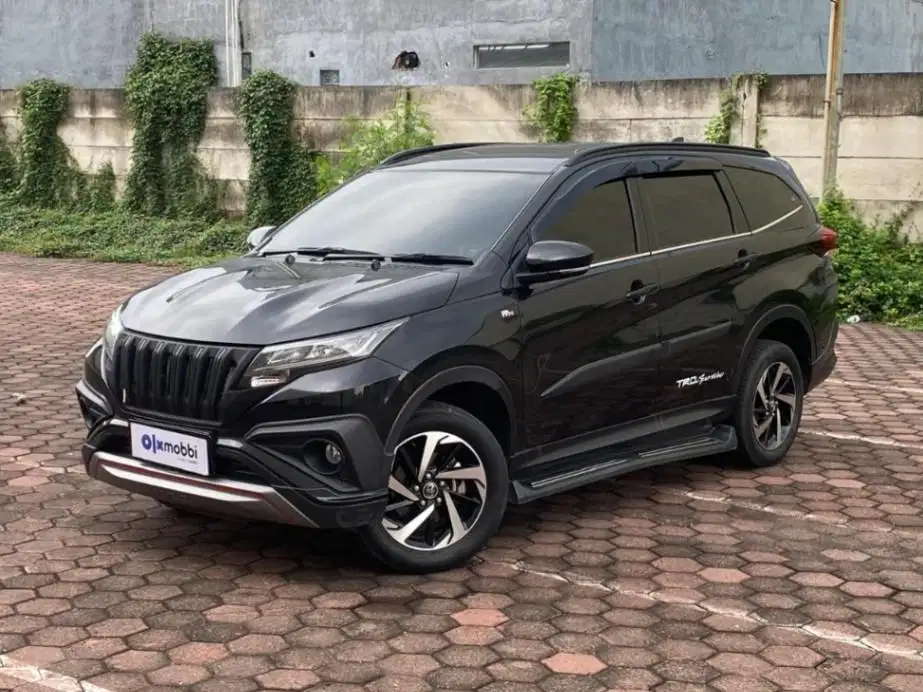 DP MURAH Toyota Rush 1.5 S Bensin-AT 2020 HITAM KZB