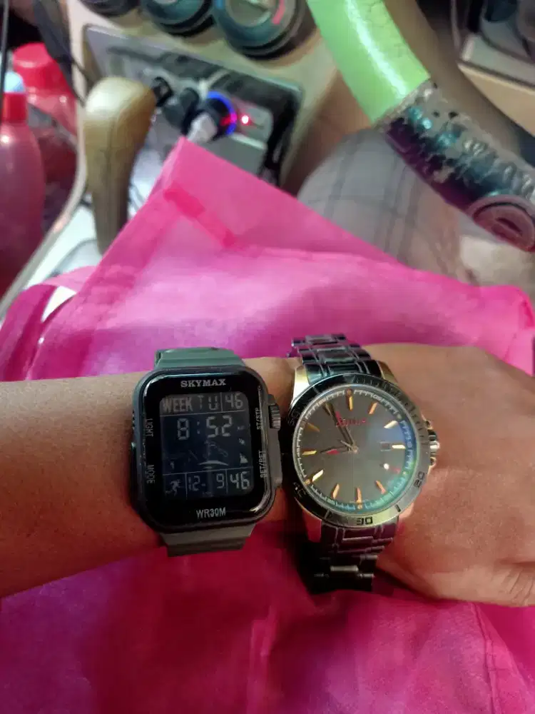 Di jual murah aja original dan tahan air  yg cepat di dapat no minus