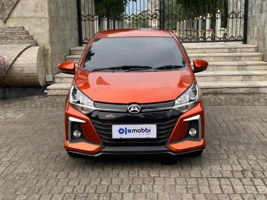 DP MURAH Daihatsu Ayla 1.2 R Deluxe Bensin-MT-2022 ORANYE MNS