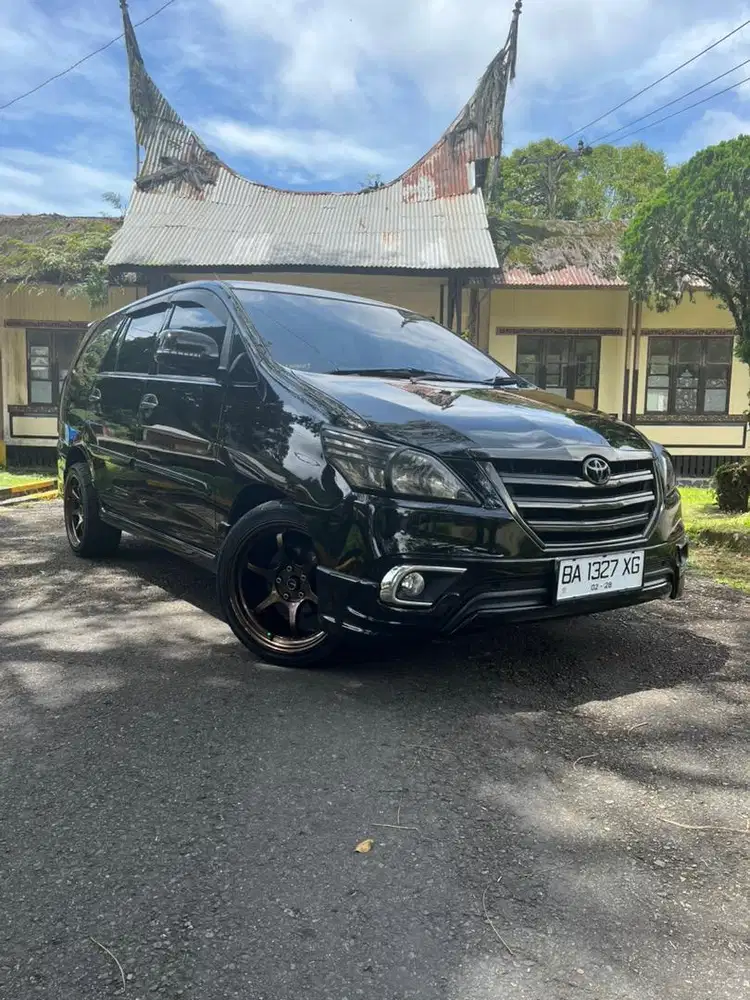 Toyota kijang innova 2.5G diesel
