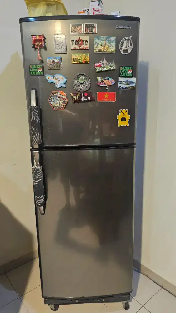 Dijual Cepat Murah Kulkas Panasonic 2 Pintu
