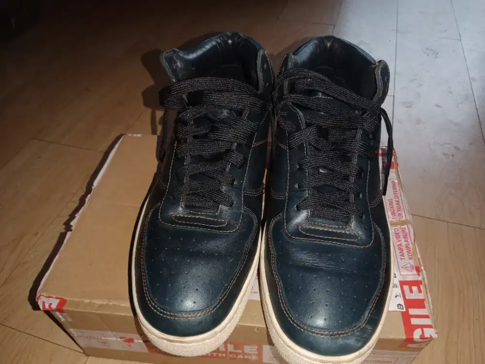 Jual sepatu second ori