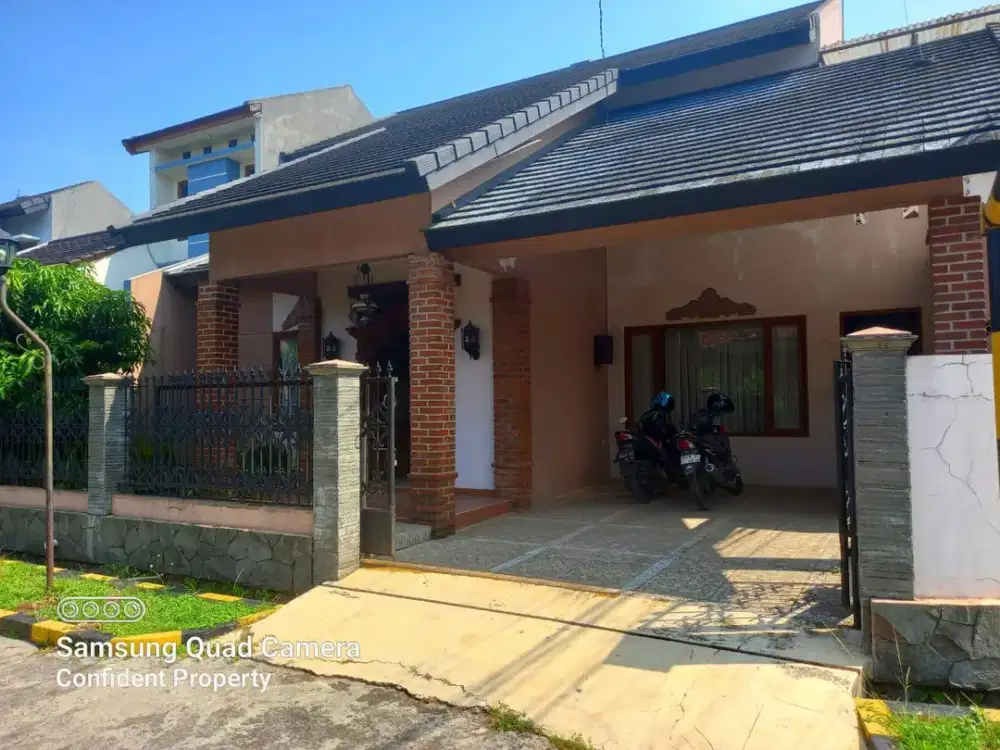 Rumah Unik Siap Huni Area Arcamanik Lingkungan Nyaman