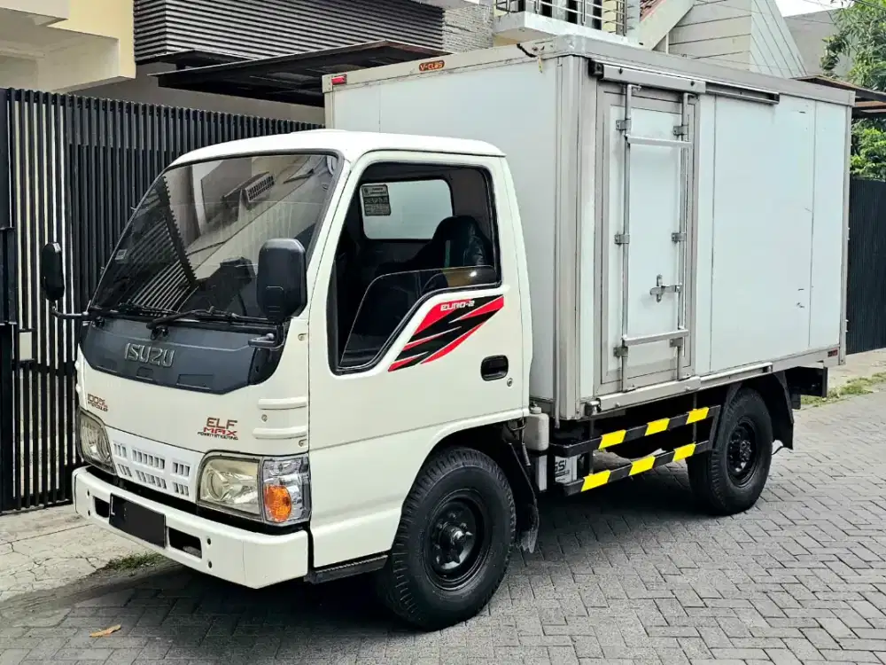 ELF NKR-55 BOX CHILLER TINGGI 11Kb KABIN UTUH ORI CAT KM140RB ISTIMEWA