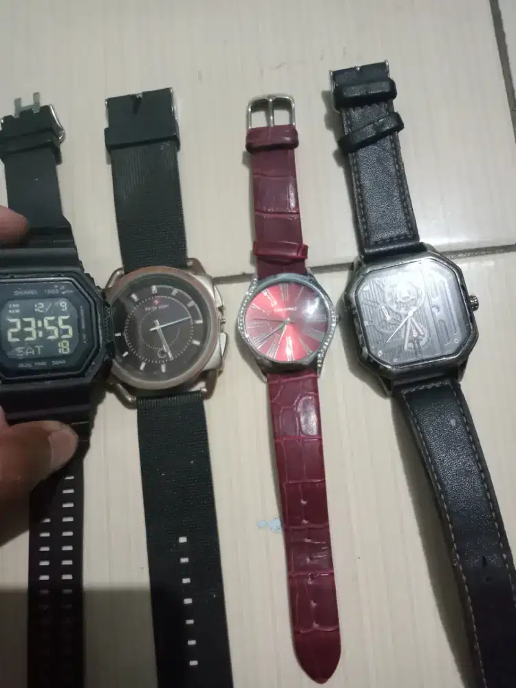 Borongan jam tangan pria&wanita