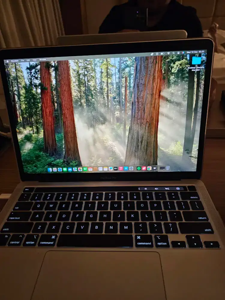 Macbook pro M2 2022