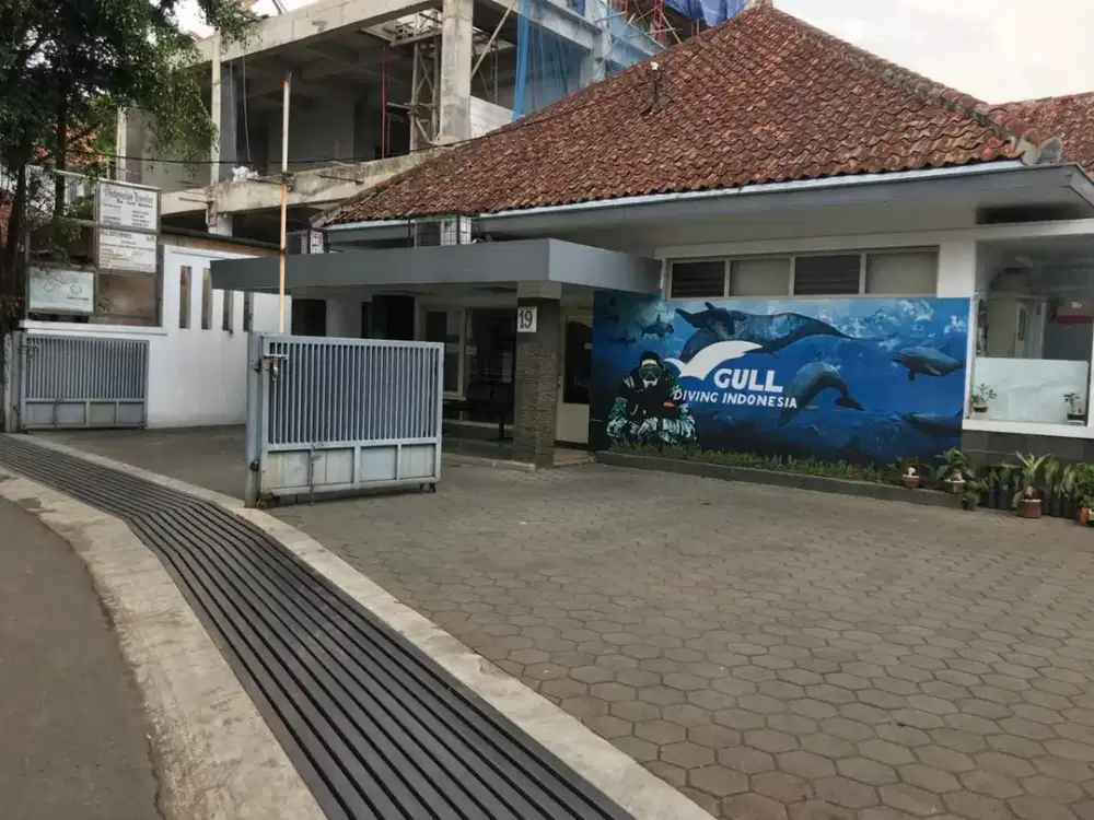rumah strategis pusat kota bandung di sayap riau