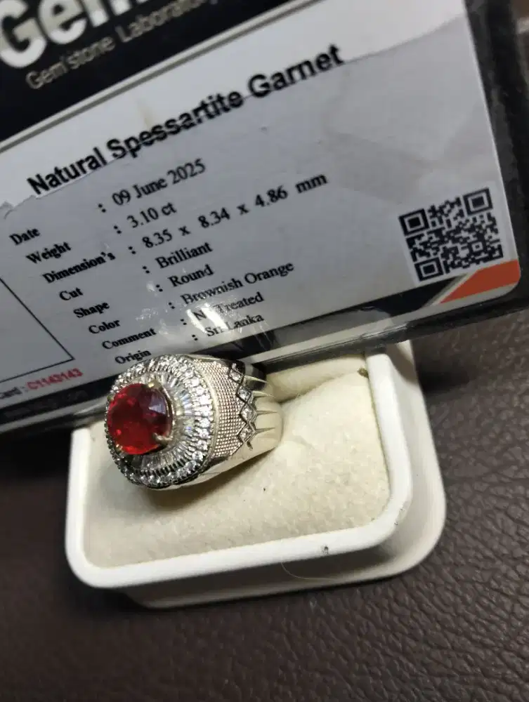 Cincin Spessartite Garnet Gemstone