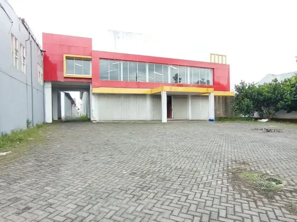 Gudang dan Tanah Luas Investari Menarik Strategis di Pakis Malang