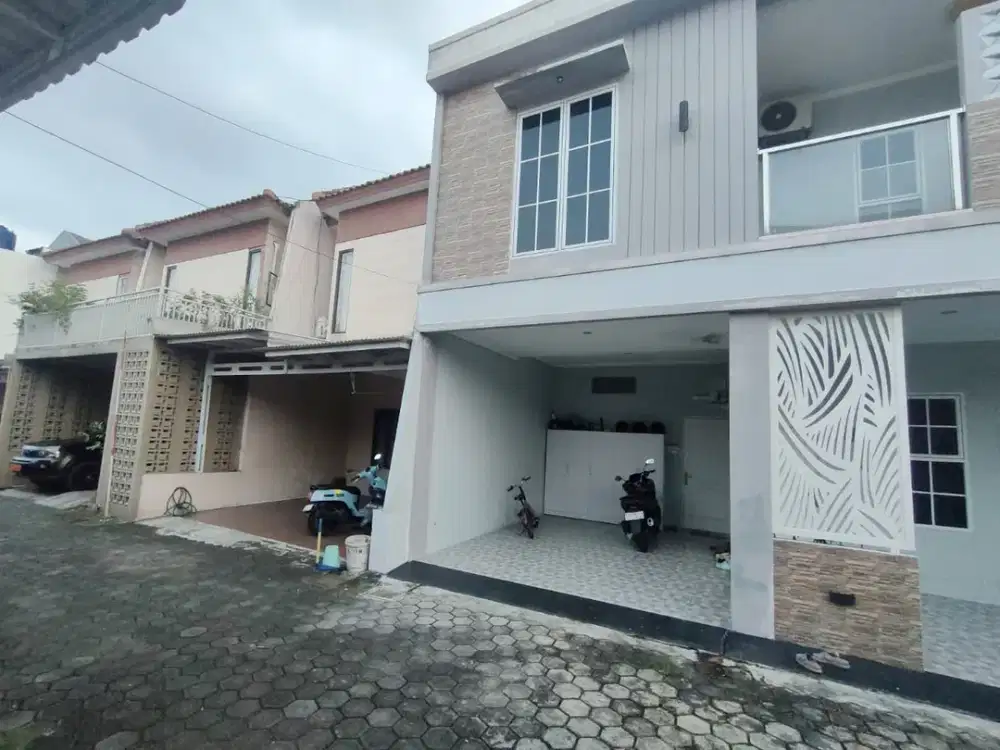 Rumah Cantik 2 lantai Murah Siap Huni semi Furnish dalam cluster di Pekayon Pasar rebo Jakarta Timur Nego