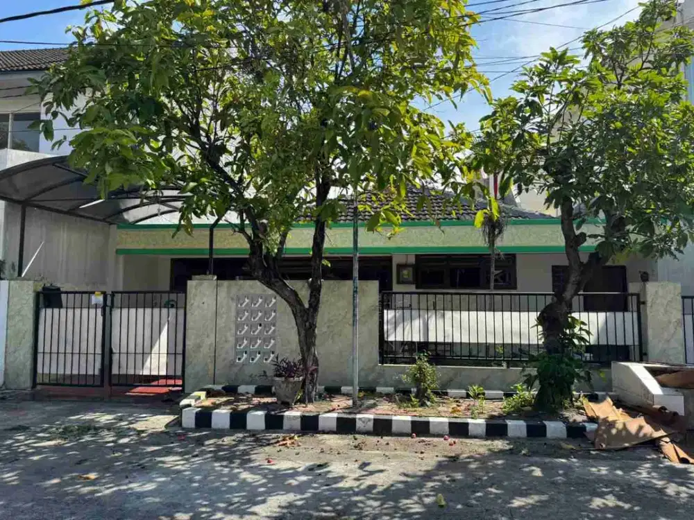 Dijual rumah ukuran besar dan murah