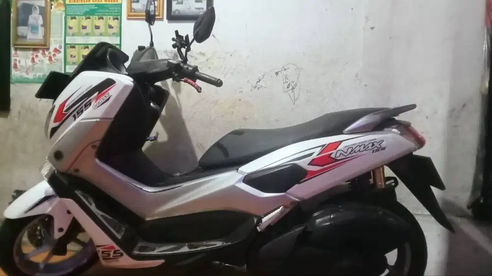 Nmax old 2019 warna putih
