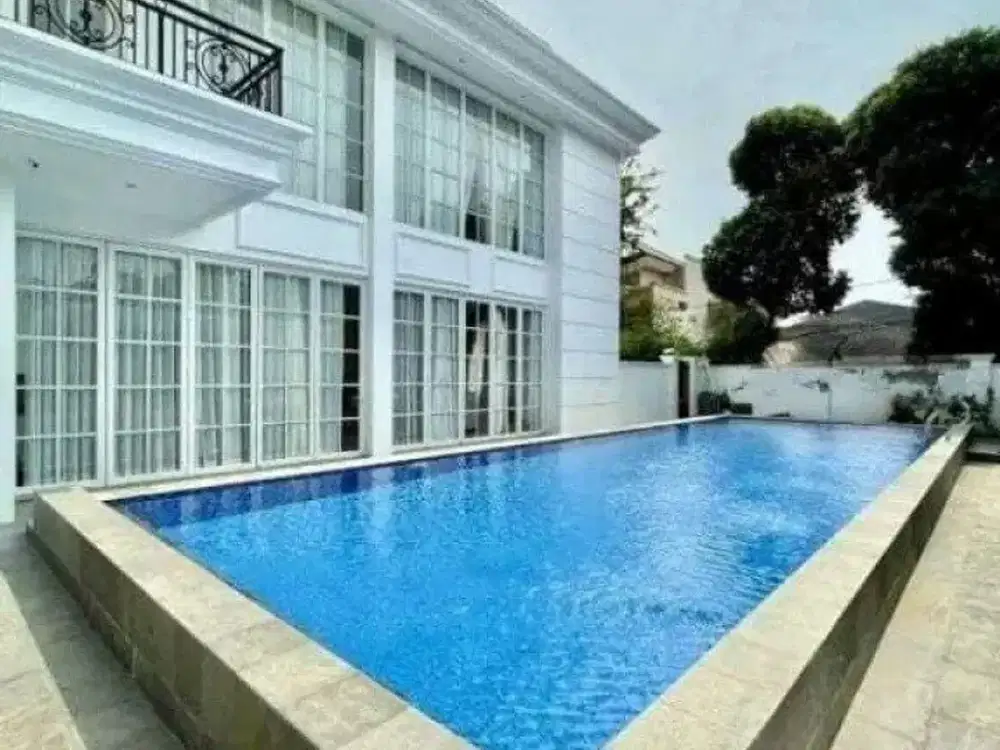 Rumah Cempaka Putih Barat LT 842 m2, Hook, Kolam Renang, Fully Furnished, Mewah